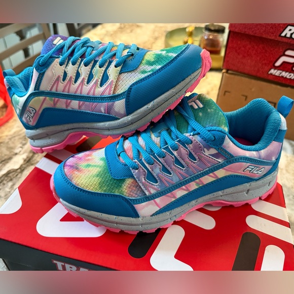Fila Shoes - Fila Women’s trail runner Multicolor Athletic Shoes size 8.5